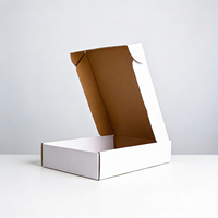 Boîte d'expédition en carton ondulé blanc durable, certifiée, directement de l'usine, avec logo personnalisé, emballage pour vêtements