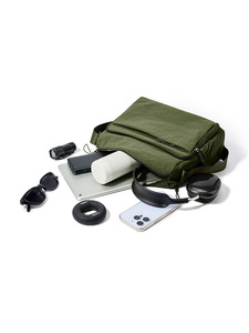 Bolso Bandolera de Nailon con Cierre, Múltiples Bolsillos con Cremallera, Resistente al Agua, Correa Ajustable, Ligero, Moderno, para Uso Diario, Grande - Product Image 1