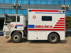 Camion d'ambulance et de lutte contre les incendies L3000 4X2 avec prise de force (PTO) pleine puissance, lance à eau et mousse de 70 m, lance de 65 m pour le sauvetage industriel et aéroportuaire - Product Image 4