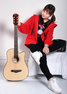 Cina OEM Factory 38 "nero blu bianco spalla mancante tiglio a buon mercato principiante Mini <span class=keywords><strong>giocattolo</strong></span> <span class=keywords><strong>chitarra</strong></span> acustica con alta lucentezza finito - Product Image 4