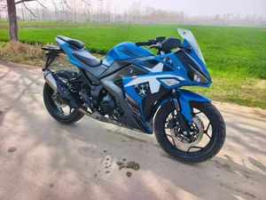 Viselike Weisenke 400cc Moto Sportive a Quattro Cilindri Demon Gas, Moto da Corsa con Iniezione di Carburante - Product Image 2