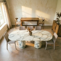 Wabi-Sabi-Stil Ovaler Esstisch mit Zwei Säulen aus Arabescato-Marmor, Geeignet für Naturthemen-Häuser und Minimalistische Cafés