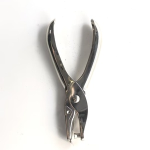 Perforateur de papier métallique de qualité, design classique, bon prix, 6 feuilles, mini, pour bureau, couleur argent, 6 mm, avec 1 trou de perforation - Product Image 1