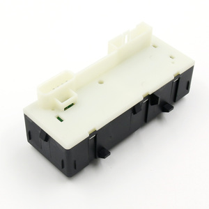 Chevrolet Transfer <b>Case</b> <b>Switch</b> 15067877 19168769 Electric Drive Headlight Control For Truck Use - Product Image 2