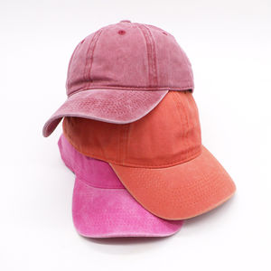 Gorra de Béisbol Oxford de 6 Paneles con Logotipo Personalizado, Diseño Bordado, Estilo Vintage, con Patrones Impresos de Puntos y Letras - Product Image 3