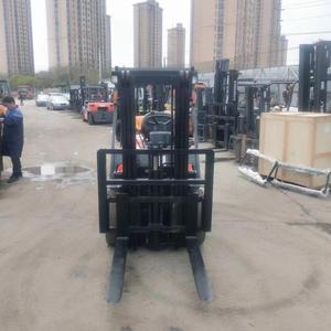 Hot Selling for 2.5T Used Diesel Forklift Two Stage Mast 3m Fork Height Solid Tires Low Consumption High Efficiency for - Product Image 5