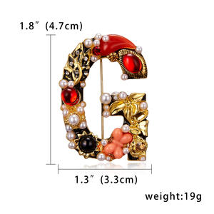 Женская брошь в виде букв - Product Image 6