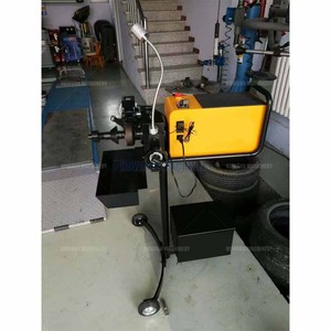 Achieve High Precision Brake Disc Resurfacing with AM983 on <b>Car</b> Grinder - Product Image 3