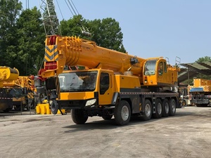 Grúa Todoterreno de la Serie QY XCT de la Marca China XCT, 100/200 Toneladas, Sistema Hidráulico y Motor Diésel para Obras de Construcción - Product Image 6