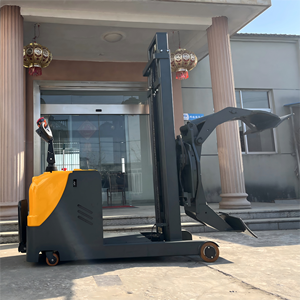 Último diseño 360 ° 500kg Carrete eléctrico Elevador de papel Apilador con carretilla elevadora de Batería grande Adecuado para rollos de papel y películas plásticas - Product Image 3