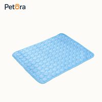 Tapis de couchage pour chien Petora Luxury Summer Cooling Cloth, tissu rafraîchissant pour l'été, doux, respirant, antidérapant, durable, pour grands chiens et petits animaux