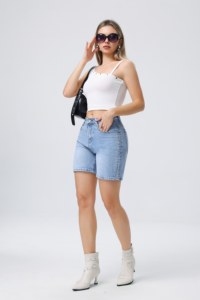 Shorts in Denim a Vita Alta con Dettagli Rivettati, Lavaggio Stonewashed, Blu Chiaro, Stile Casual Estivo, Vestibilità Regolare, Jeans da Donna - Product Image 4