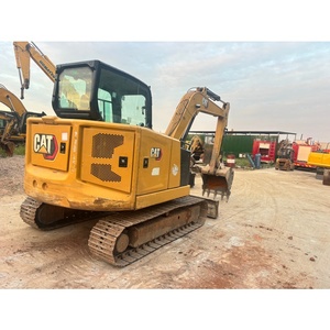 Mini-excavatrice sur chenilles hydraulique CAT 306.5 de 6 tonnes d'occasion en bon état pour l'aménagement paysager et les petites constructions - Product Image 5