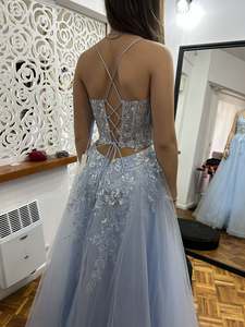 فستان سهرة LY-PD0232 للحفلات بتصميم عصري وكلاسيكي بطول الأرض وقصة A-line مع أعلى مثير بياقة على شكل V وكورسيه بألوان متعددة - Product Image 5