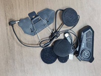 Casque de moto avec interphone vidéo, radio FM, étanche et anti-bruit, longue autonomie de la batterie.