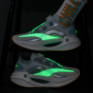 2023 all'ingrosso nuove <span class=keywords><strong>scarpe</strong></span> da passeggio in stile Sneakers sportive da corsa traspiranti per uomo <span class=keywords><strong>scarpe</strong></span> Casual <span class=keywords><strong>scarpe</strong></span> da ginnastica da uomo - Product Image 2