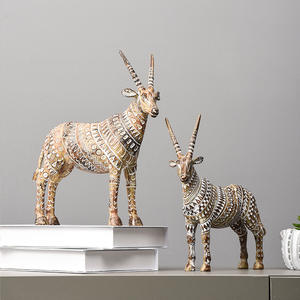 ไม้แกะสลักรูปละมั่งยีราฟสไตล์แอฟริกันเครื่องประดับบ้านทำจากเรซินและศิลปะตกแต่งห้องดีไซน์อาร์ตเดคโค - Product Image 2