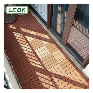 Baldosas de WPC Antideslizantes, Ecológicas e Impermeables de 12" x 12", Piso Exterior Encastrable para Jardín, Terraza, Piscina y Balcón - Product Image 2