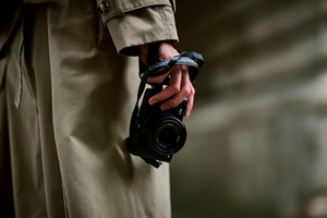 Appareil photo compact haut de gamme plein format Sony RX1R III optimisé avec un capteur CMOS de 61 MP - Product Image 6