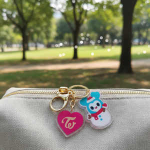 Llavero Acrílico <span class=keywords><strong>de</strong></span> Doble Cara con Impresión UV <span class=keywords><strong>de</strong></span> Navidad <span class=keywords><strong>de</strong></span> Kpop <span class=keywords><strong>TWICE</strong></span>, JungYeon, Momo, Sana, Park Ji Hyo, Mina, Tzuyu, Kim DaHyun, para Fans - Product Image 6