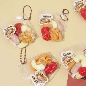 ของเล่นบีบคลายเครียดสำหรับเด็กผู้หญิง รูปทรงอาหารจำลอง ถั่ว ของเล่นบีบคลายความเครียด บรรเทาความวิตกกังวล ผลิตจากวัสดุ TPR - Product Image 2