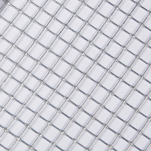 Fabrication en usine de rouleaux de mailles soudées en tissu métallique enduit de PVC galvanisé à chaud pour Cages - Product Image 2