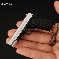 Model Pistol Mainan Logam Mini 70mm Tiktok No Fire, Bentuk Pistol Colt 1911 Beretta, Gantungan Kunci Peluru, Model Pistol untuk Anak Laki-laki