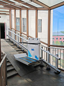 Plataforma Elevadora Inclinada Discreta con Función Plegable y Rendimiento Confiable para el Hogar y Hoteles - Product Image 5