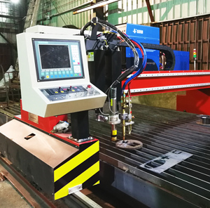 Machine de découpe CNC à lignes croisées de qualité supérieure pour la découpe de tôles avec moteur servo et 220V - Product Image 6