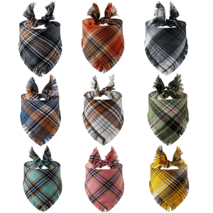 Navidad borla perro Bandana otoño perro Bandana triángulo mascota bufanda babero a cuadros gato mascota Bandana accesorios para perros medianos grandes gato - Product Image 1