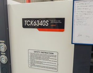 Torno de Alta Calidad TCK6340S, Centro de Torneado Pequeño con Bancada Inclinada y Gran Capacidad de Transporte para Trabajos en Metal - Product Image 5