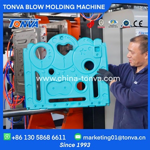 آلة نفخ البلاستيك الأوتوماتيكية لصنع حظائر الأطفال من شركة تونفا - Product Image 3