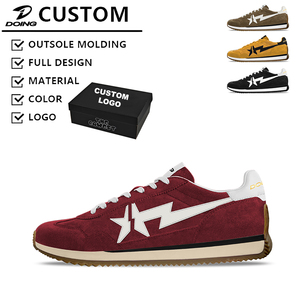 Chaussures de sport plates confortables pour femmes, style décontracté, respirantes, avec logo personnalisé, grandes tailles, pour la marche, le tennis et la course à pied - Product Image 1