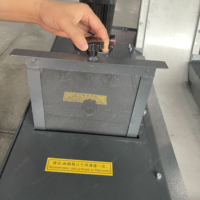 Convoyeur magnétique de copeaux pour tour CNC - Système d'évacuation des copeaux de type grattoir