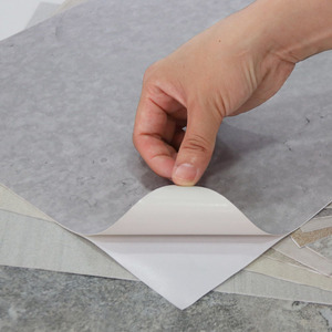 Panneaux autocollants en vinyle imperméable <span class=keywords><strong>imitation</strong></span> marbre Jinyi, pour salle de bain, salon, carrelage de sol - Product Image 4