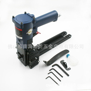 Máquina Selladora Neumática Manual de Sellado en Frío 3522 de Taiwán para Cajas de Papel, Grapadora y Selladora de Embalajes - Product Image 1