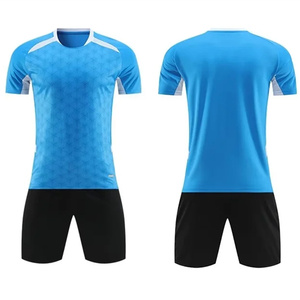 Ensemble de maillot de football pour garçons de couleur unie, maillot de football personnalisé, 100% polyester, ensemble complet - Product Image 4