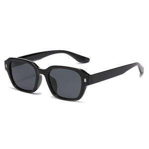Gafas de Sol Polarizadas para Hombre Ks-3879, Montura Pequeña Negra de PC, Lentes TAC con Protección UV400, Gafas de Sol para Exteriores - Product Image 5