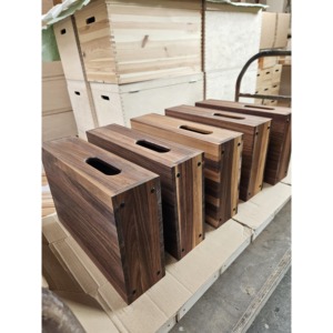Espositori e stand pubblicitari in compensato, legno e plexiglass – display POS, scaffali, supporti per prodotti; progettazione - Product Image 1