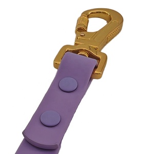 Correa de Perro de PVC Personalizada de Lujo de Nuevo Diseño, 3 Metros de Largo, Hebilla de Aleación de Zinc, Diseño Sólido, para Perros Grandes - Product Image 3