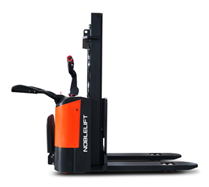 Chariots élévateurs <span class=keywords><strong>électrique</strong></span>s Noblelift 1500 kg, gerbeurs économiques à conduite assise, hauteur <span class=keywords><strong>de</strong></span> levage <span class=keywords><strong>de</strong></span> 1,6 m à 3,6 m, modèle 12 V PSE15-C, phosphate <span class=keywords><strong>de</strong></span> fer et <span class=keywords><strong>de</strong></span> lithium - Product Image 1