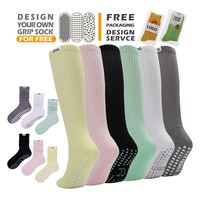 Chaussettes de yoga et de pilates personnalisées pour femmes avec grip antidérapant à haute élasticité, chaussettes de pilates personnalisées, chaussettes de yoga souples