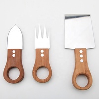Planche à fromage ronde en bambou Mettor avec couvercle en verre et ensemble de couteaux spéciaux, planche à découper réutilisable de 2 cm d'épaisseur pour la cuisine