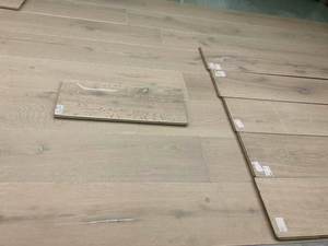 Suelos <span class=keywords><strong>de</strong></span> madera <span class=keywords><strong>de</strong></span> roble <span class=keywords><strong>de</strong></span> grano recto Edgy, suelo <span class=keywords><strong>de</strong></span> madera dura con sistema T & G <span class=keywords><strong>de</strong></span> <span class=keywords><strong>cambio</strong></span> químico aceitado blanco para uso en interiores - Product Image 6