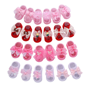 3 paires/paquet de chaussettes de princesse en coton avec nœud papillon pour bébé de 0 à 12 mois. - Product Image 1
