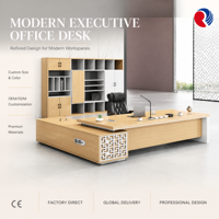 Bureau de direction en forme de L avec ports d'alimentation intégrés, prise escamotable, chêne clair, blanc, table de bureau moderne pour PDG