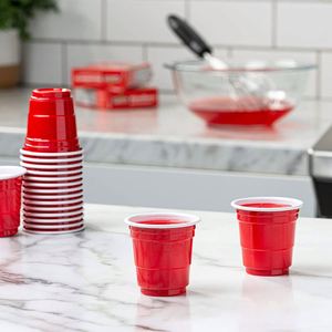 Vasos de chupito desechables de plástico rojo de 2 oz, bonitos y ideales para fiestas, aptos para contacto con alimentos, con opción de logotipo personalizado, sin pedido mínimo. - Product Image 3