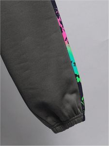 WDIRARA Jungen Vintage 2-teiliges Set mit buntem Grafikdruck, Langarm-Hoodie und Jogginghose, Trainingsanzug, 100% Nylon - Product Image 5