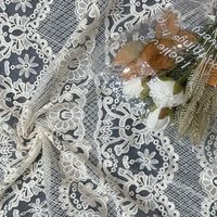 Nouvelle Collection Délicat Coloré Broderie Tulle Tissu Organza Guipure Tissu Dentelle pour Nappe
