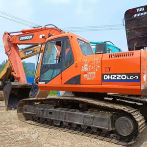 Livraison rapide Excavatrice sur chenilles Doosan DH220LC-7 d'occasion Excellentes caractéristiques de performance, y compris la pompe de boîte de vitesses - Product Image 1